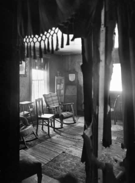 美国连环杀手艾德•盖恩出生