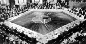 北约纪念成立50周年 确立联盟新战略(歷史上的今天.中國)