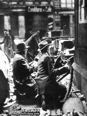 德国柏林工人总罢工并武装庆祝（历史上今天lssjt.cn）